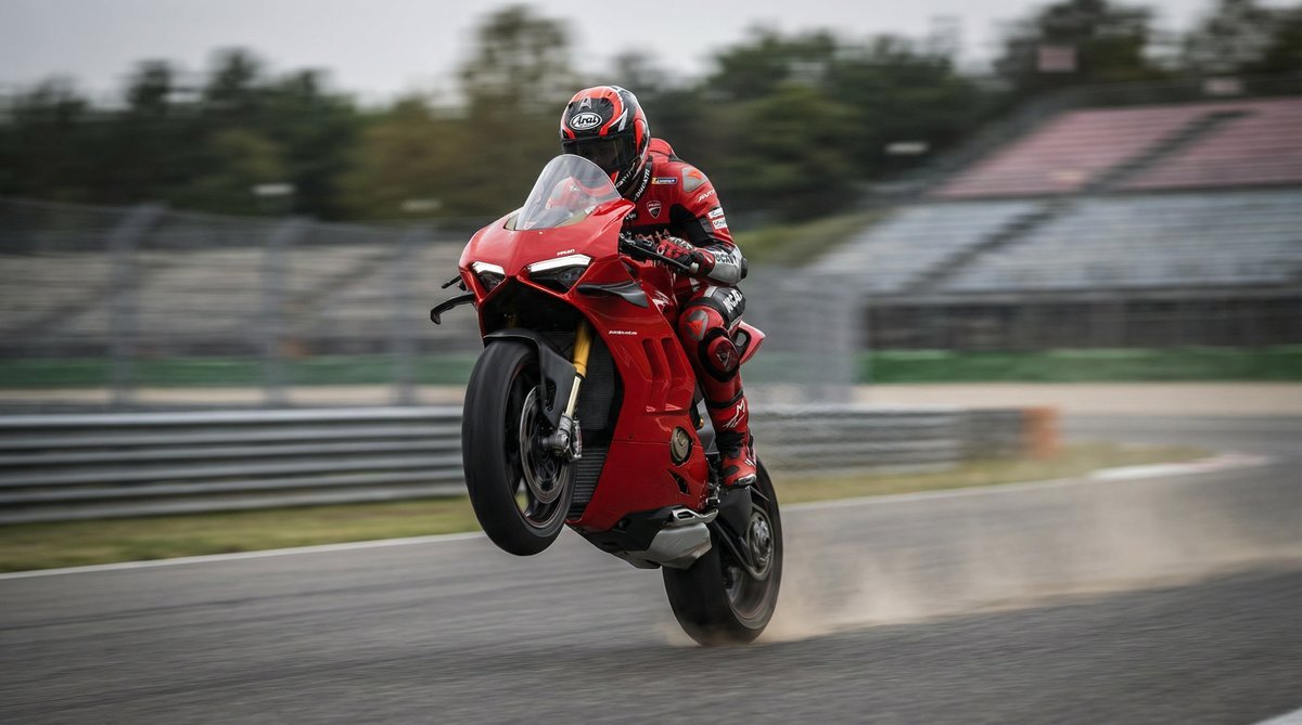 半糖次元摩托车视频分享